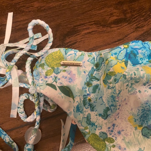 Victoria's Secret-Bikini Bottom-Size L - Picture 3 of 4